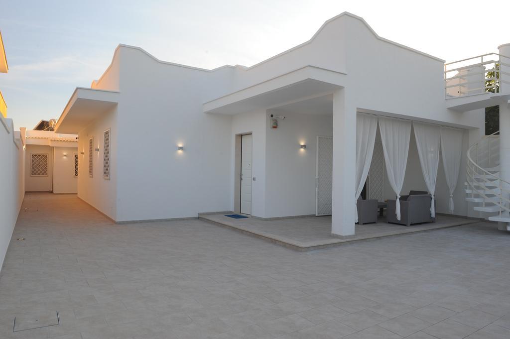 Hotel Filo Di Vento Porto Cesareo Exterior foto